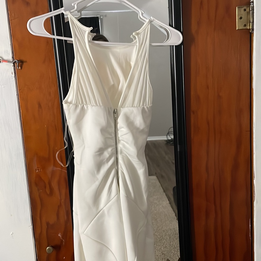 Used - Picture 2 of 5